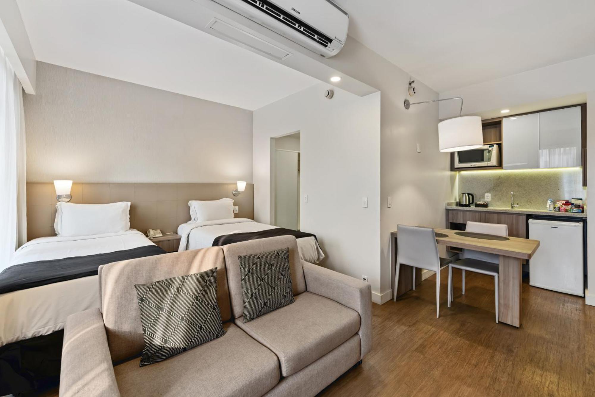 Staybridge By Ihg Hotel